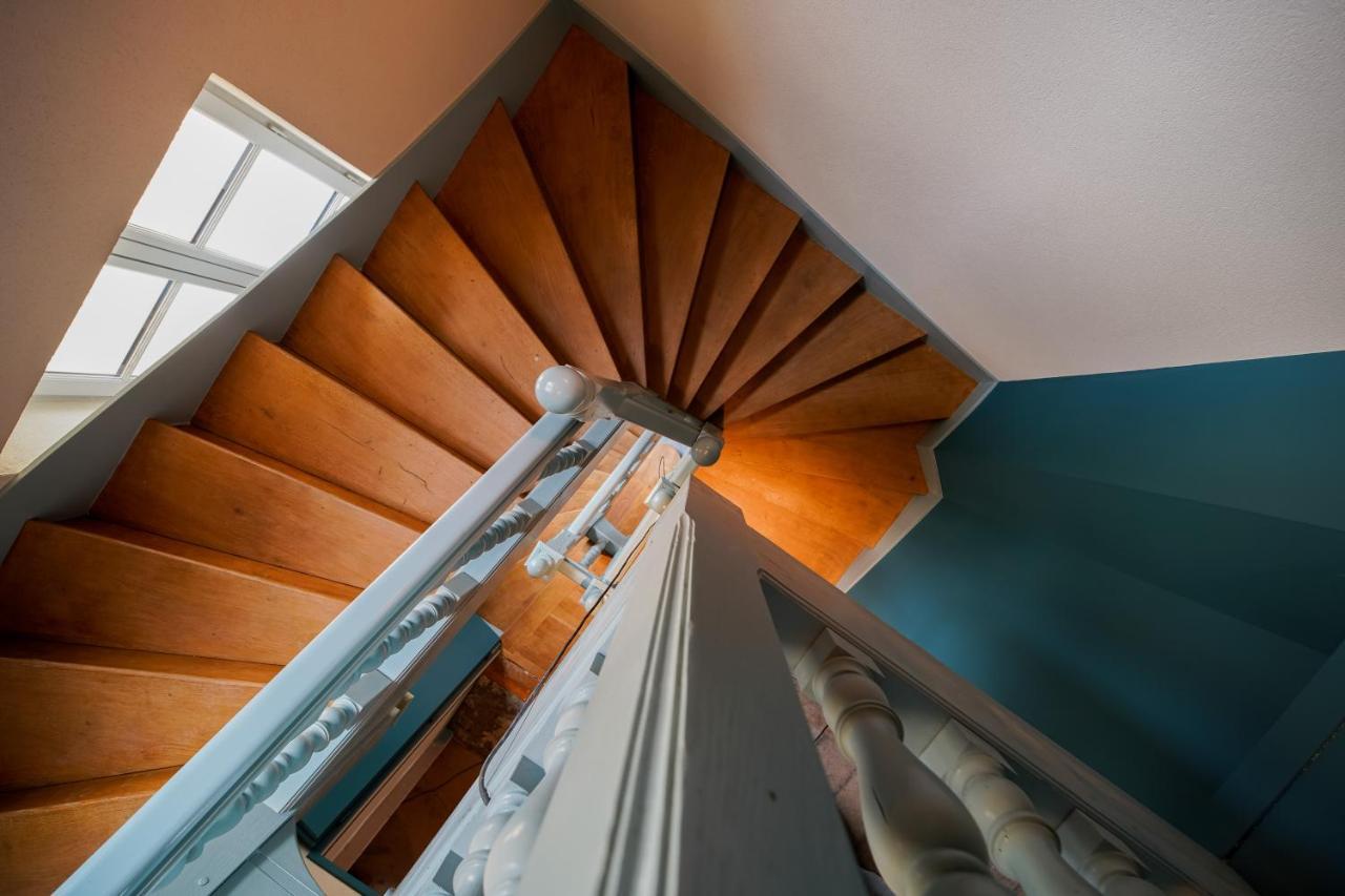 Appartement Montagnon - Les Suites Du Palais - Classe 4 Etoiles, Parking Prive, Vue Cathedrale, 3 Chambres, Primo C0Nciergerie Невер Екстер'єр фото