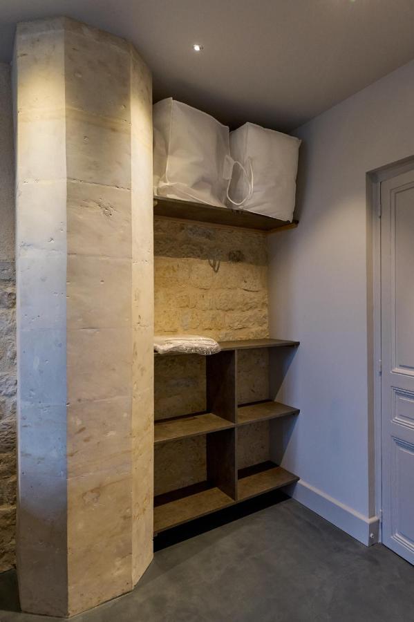 Appartement Montagnon - Les Suites Du Palais - Classe 4 Etoiles, Parking Prive, Vue Cathedrale, 3 Chambres, Primo C0Nciergerie Невер Екстер'єр фото